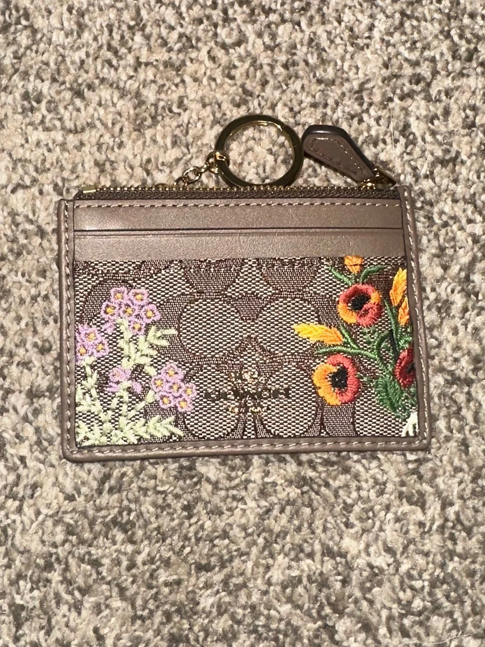 Coach Mini Skinny ID Case - Picture 2 of 7
